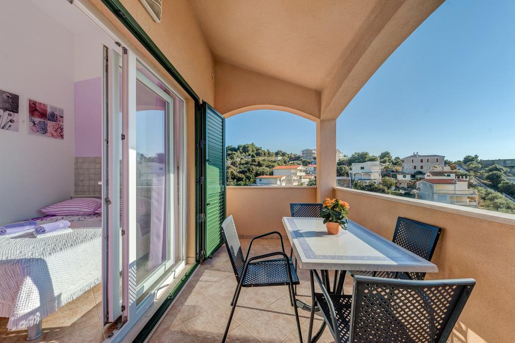 Holiday Home Mirna Vala Севид Экстерьер фото