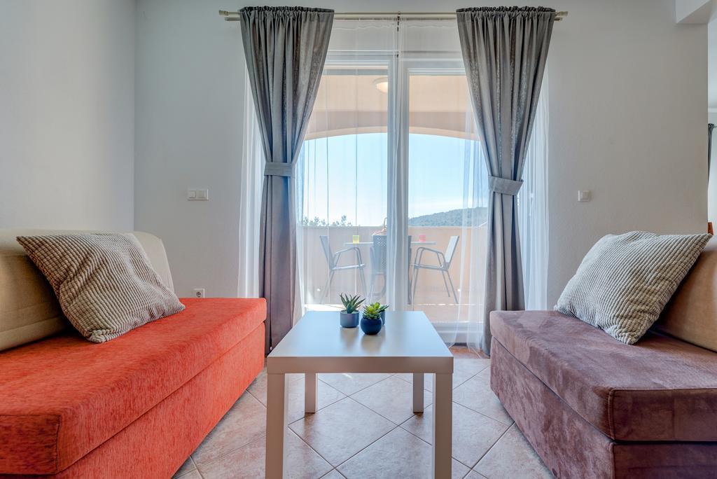 Holiday Home Mirna Vala Севид Экстерьер фото